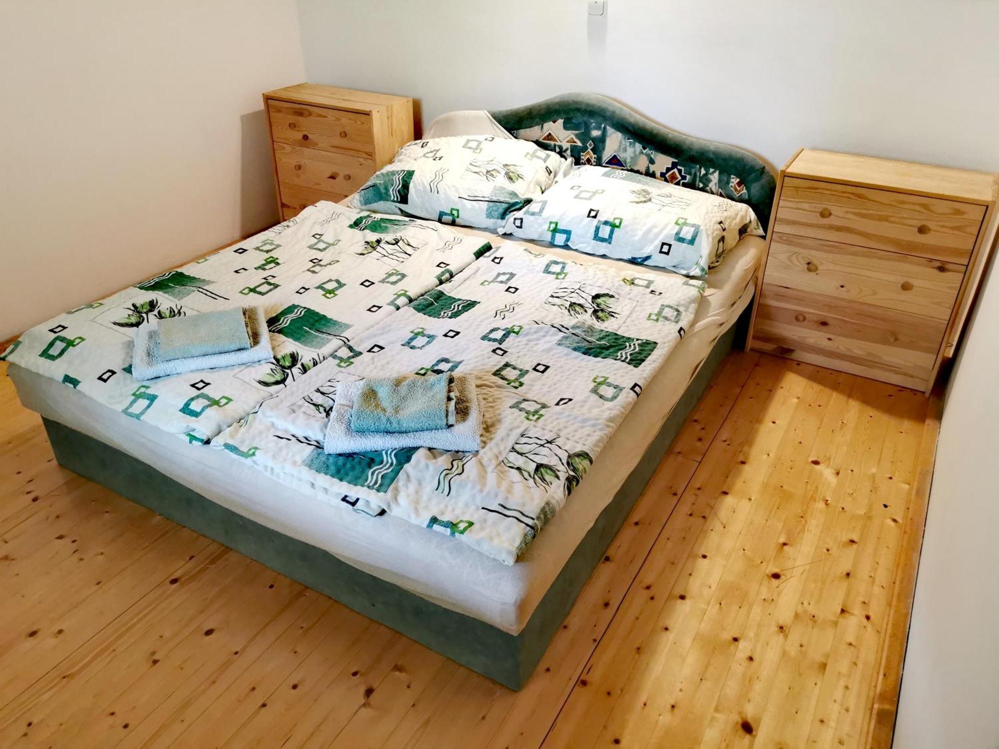 Nemeth Apartmanhaz Balatongyörök Buitenkant foto