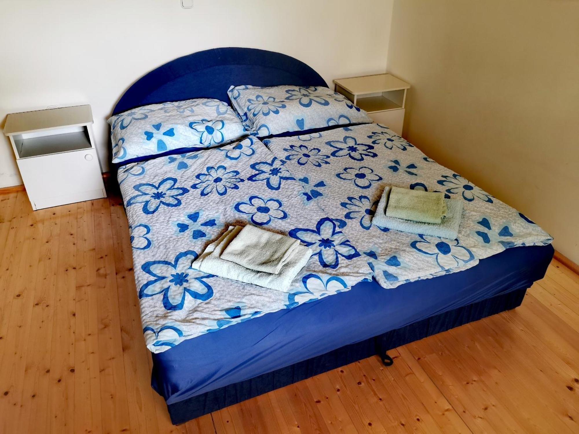 Nemeth Apartmanhaz Balatongyörök Buitenkant foto